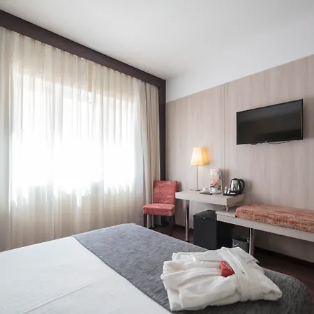 Salymar Hotel