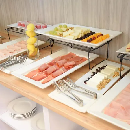 Otel Salymar San Fernando